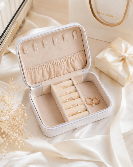 ROVELUNE Compact Travel Jewelry Case in Pearl Gray, open view